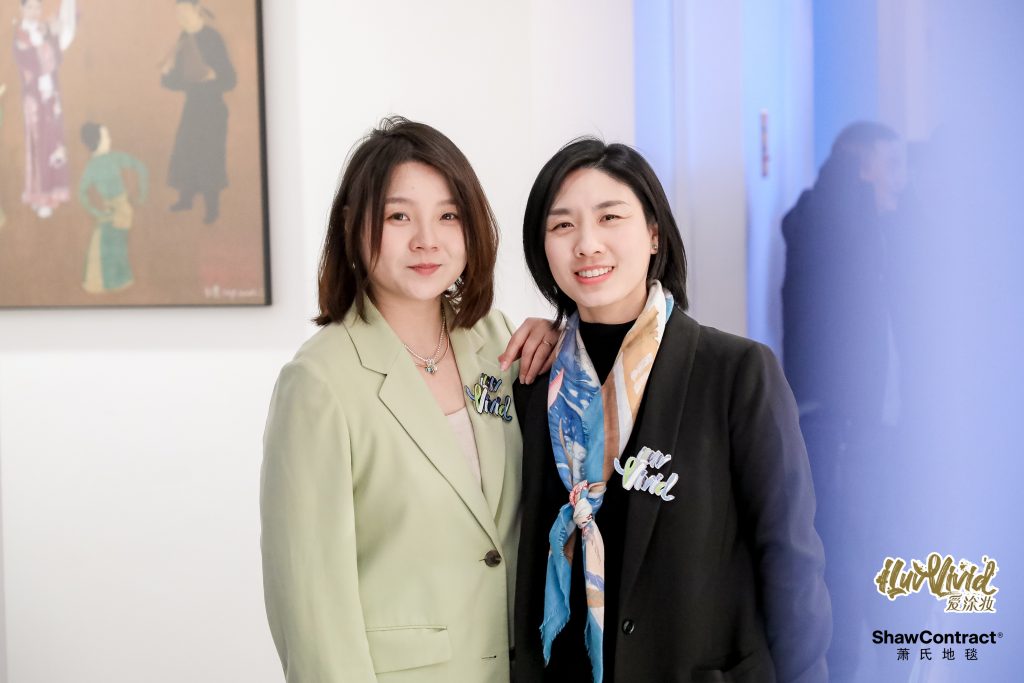 一步到位的服务
爱涂妆美色工程师