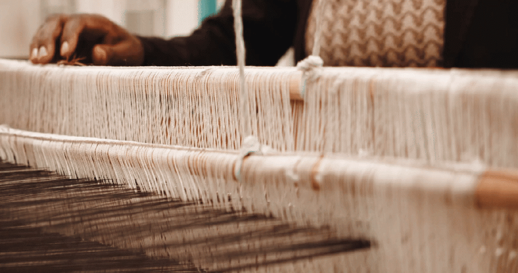 艺术涂料『时尚系列』｜墙面也要“高定”，生活自带高级感！艺术涂料灵感图
艺术涂料立体纹理
艺术涂料产品