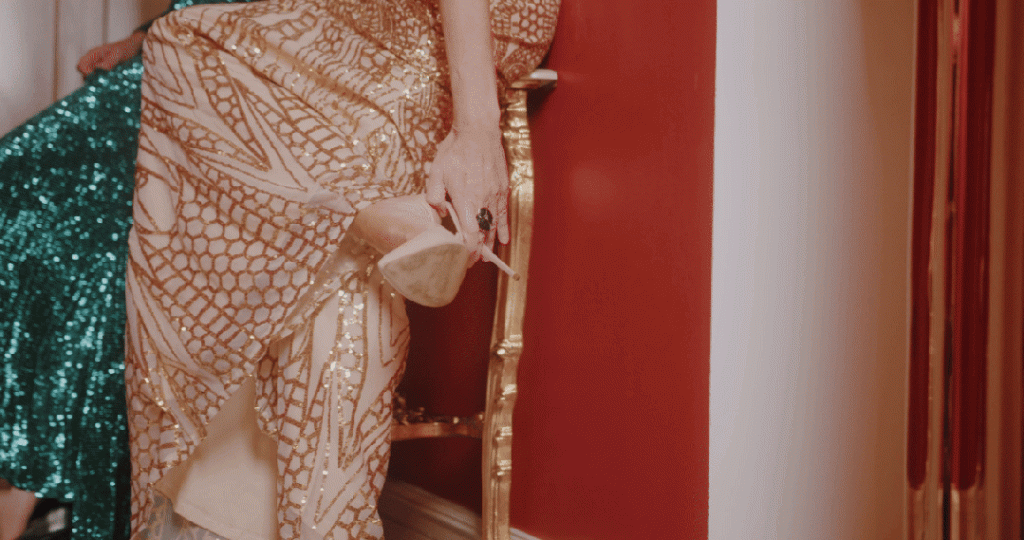 艺术涂料『时尚系列』｜墙面也要“高定”，生活自带高级感！艺术涂料灵感图
艺术涂料立体纹理
艺术涂料产品