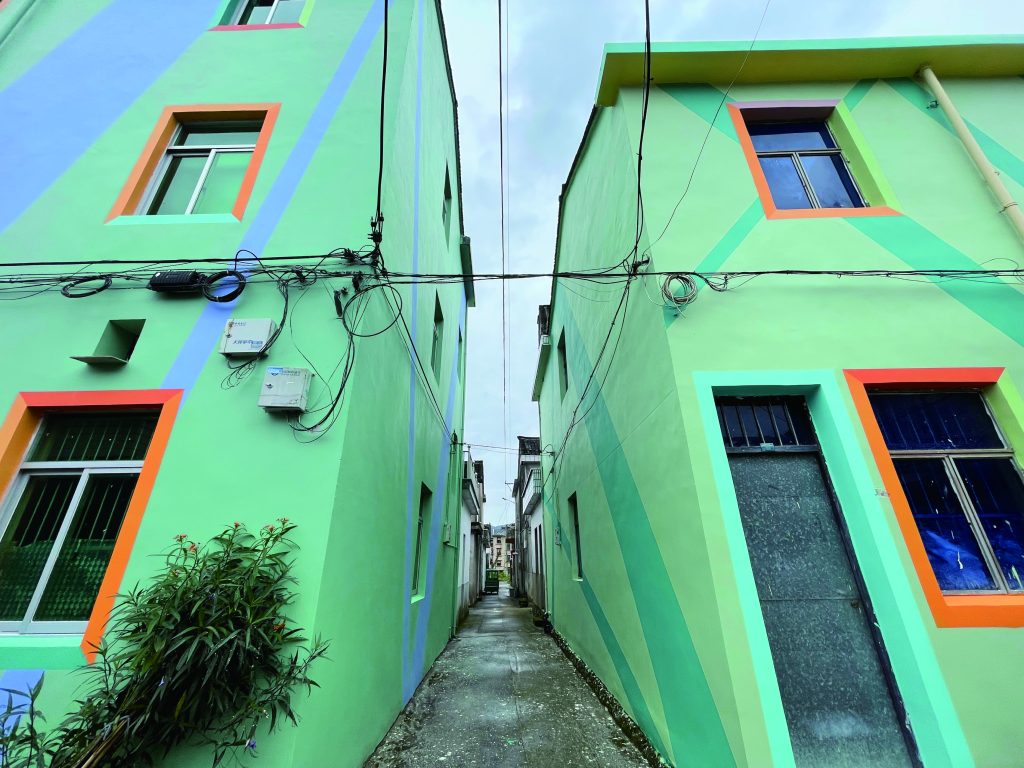 爱涂妆项目案例
艺术涂料空间案例
艺术涂料立体纹理
艺术涂料产品