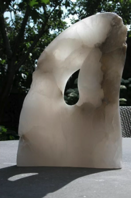 The moment I touched “alabaster,” I truly understood what Tuscany means.