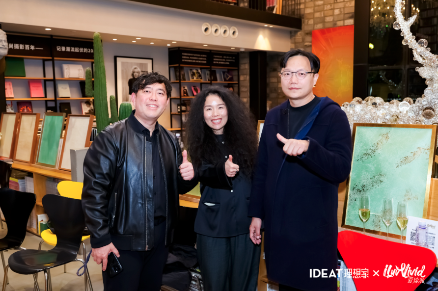 爱涂妆新闻｜当墙面成为画布 一场关于色彩、肌理与即兴创作的对话