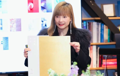 爱涂妆新闻｜当墙面成为画布 一场关于色彩、肌理与即兴创作的对话